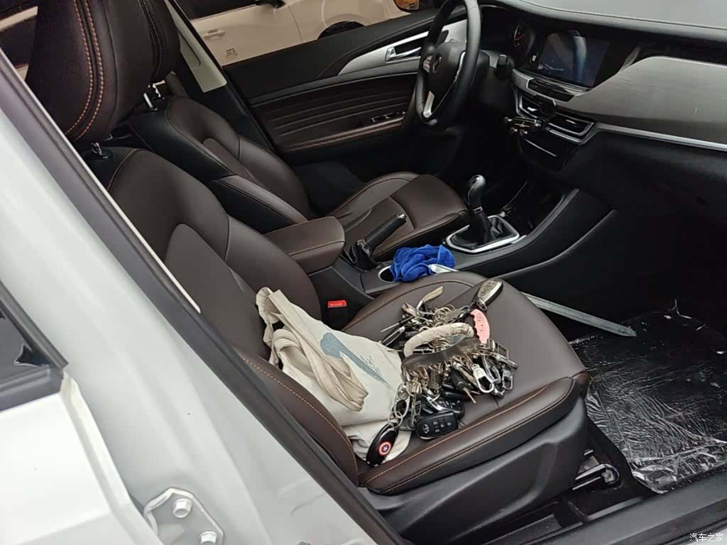 Changan CS35, 2019 25
