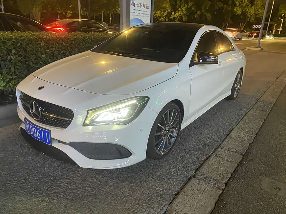Mercedes-Benz CLA