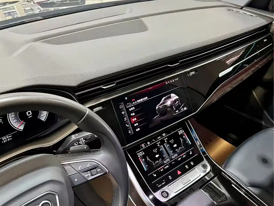 Audi Q8 Audi Q8