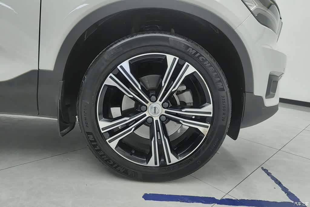 Volvo XC40, 2021 6