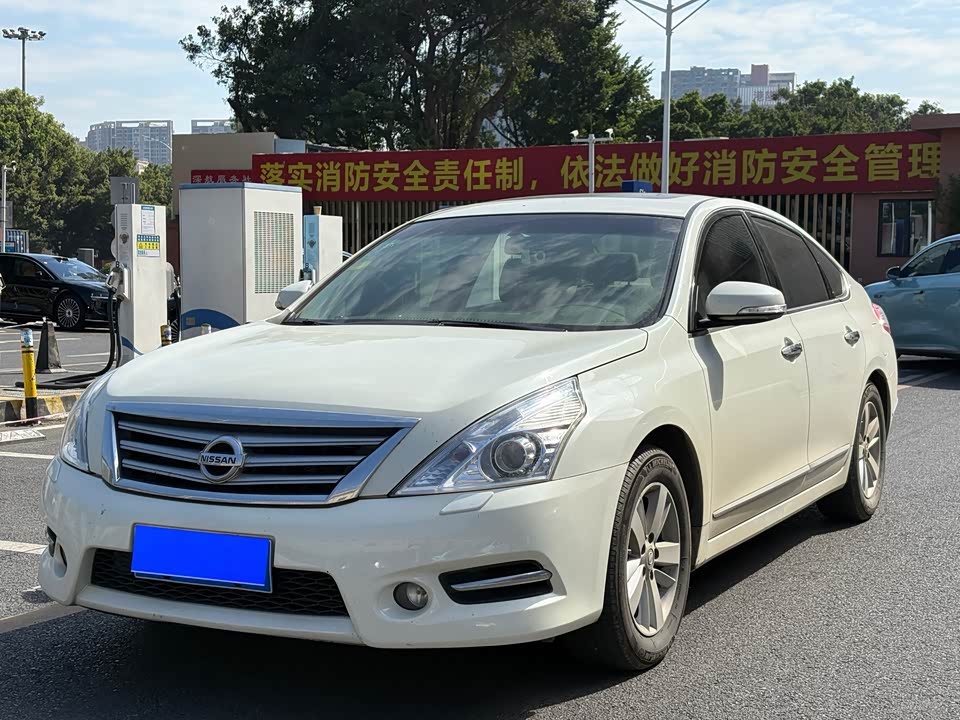 Nissan Teana