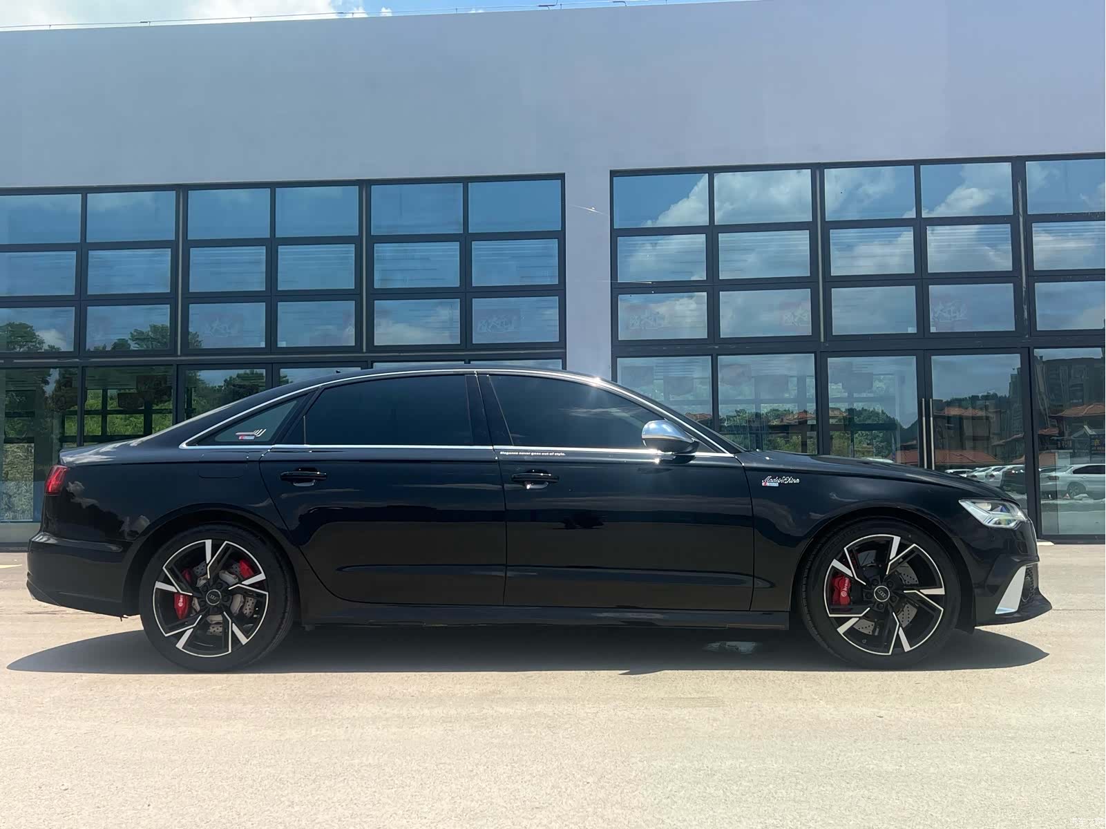 Audi A6L, 2016 14
