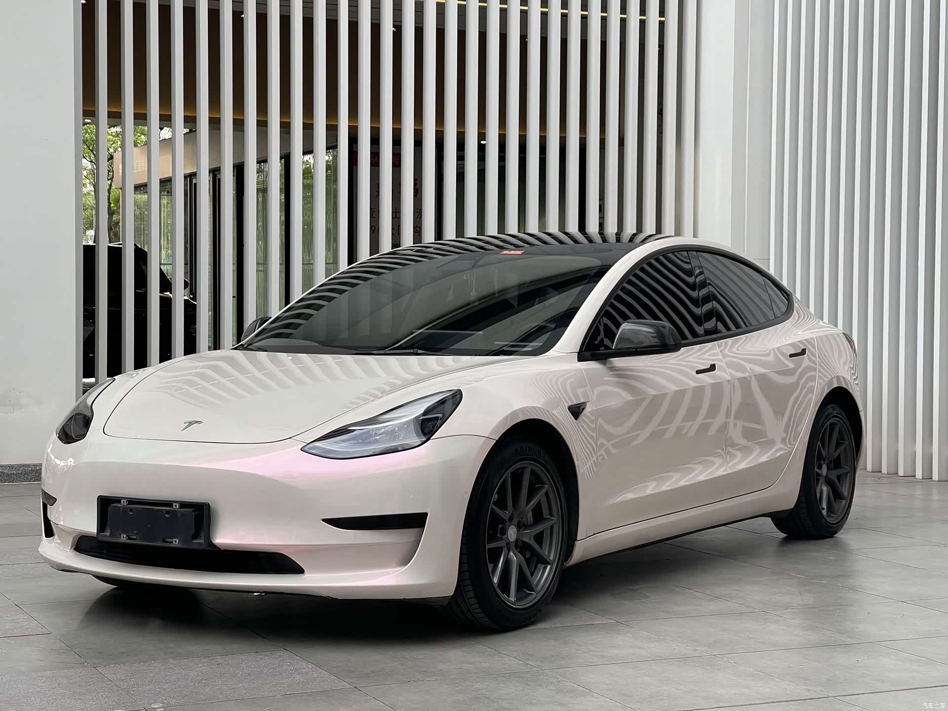 Tesla Model 3, 2021 1