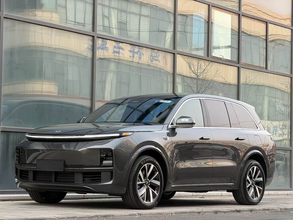 Li Auto Ideal L8
