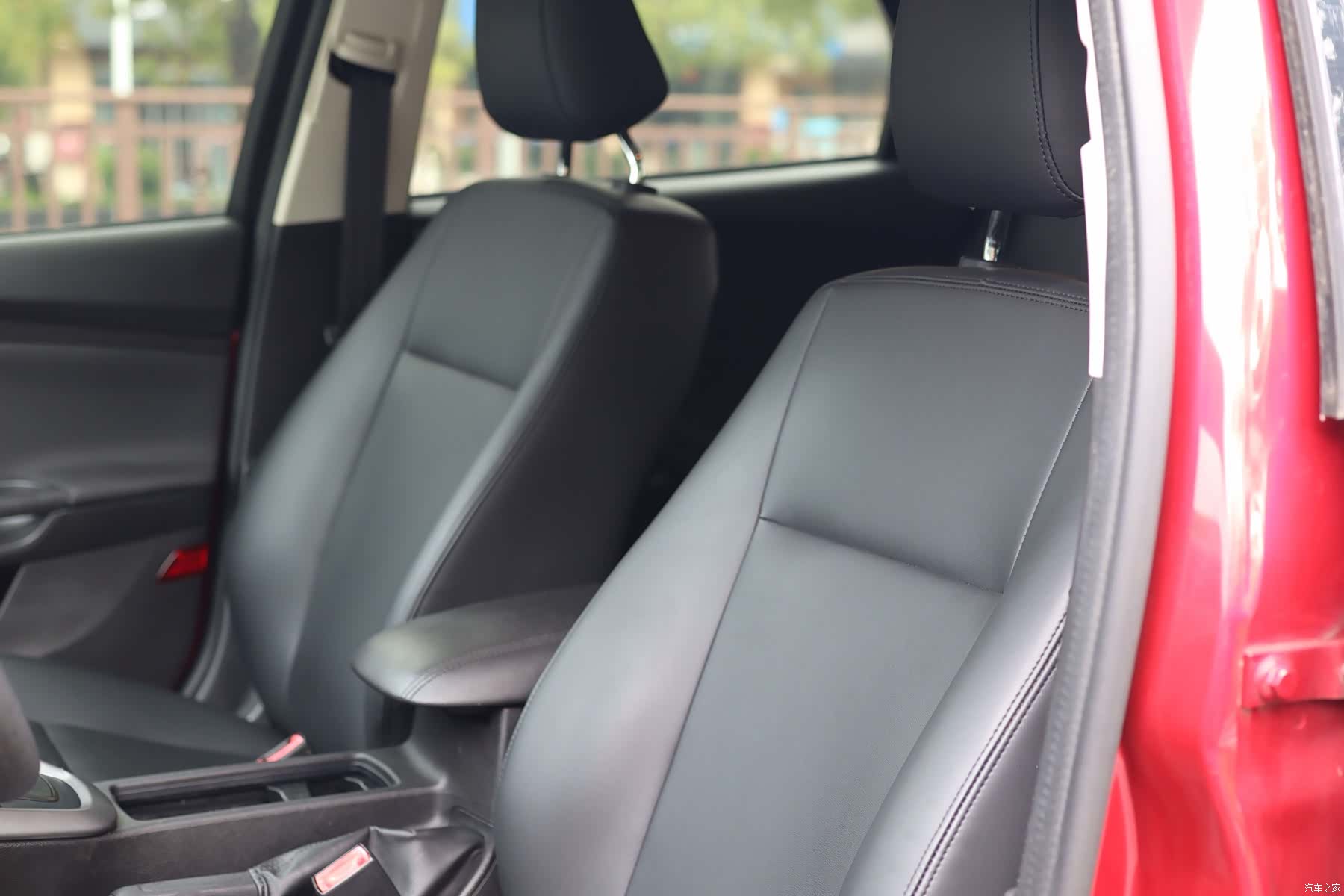 Ford Focus, 2018 26