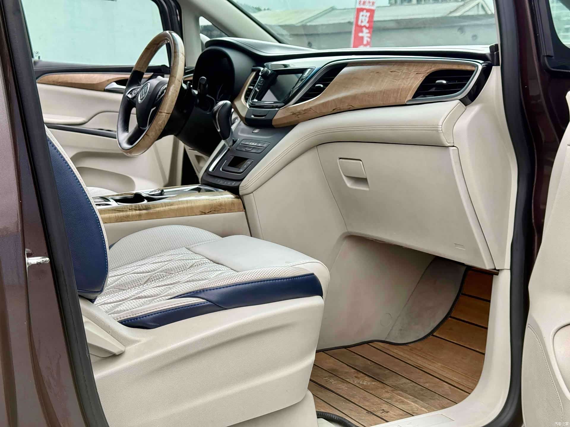Buick GL8, 2018 все фото