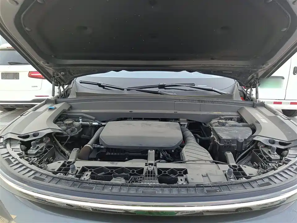 Li Auto Ideal L8
