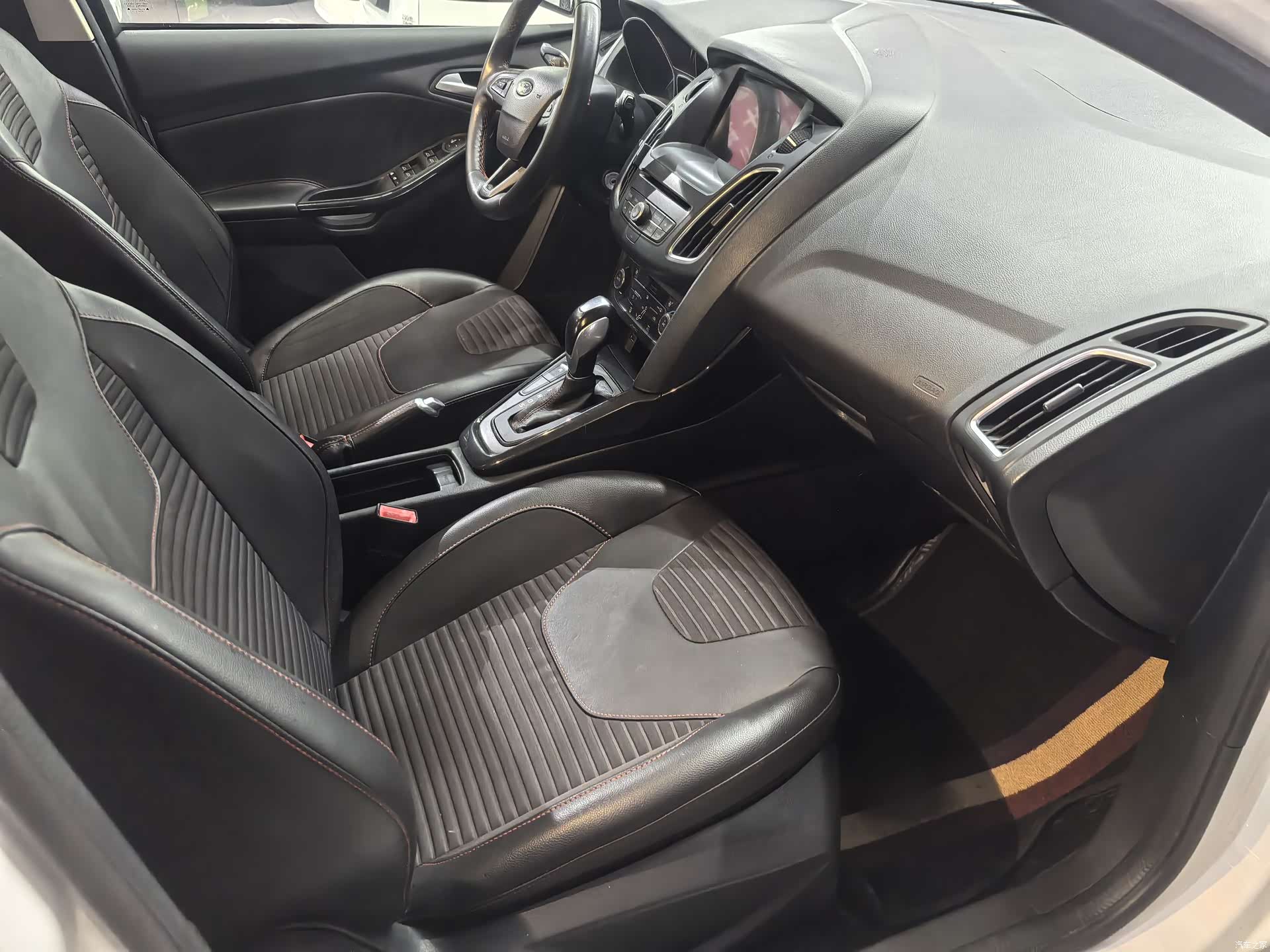 Ford Focus, 2017 4