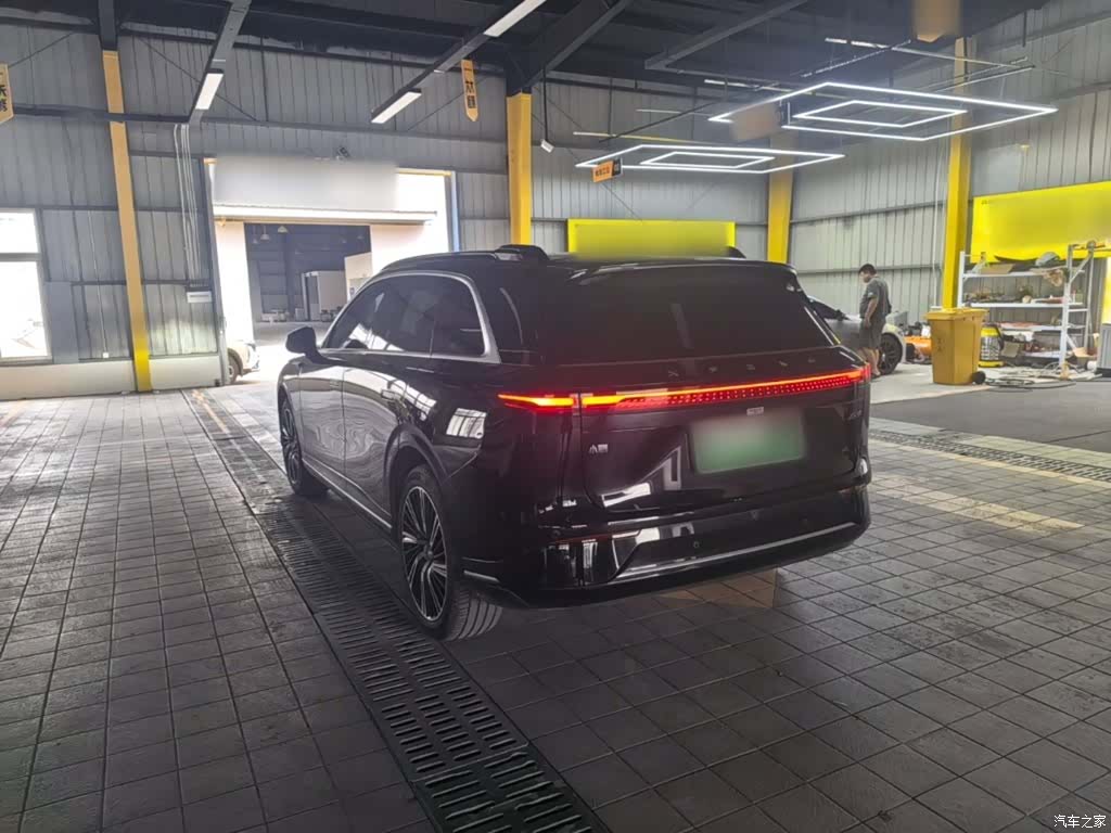 Xpeng G9, 2023 все фото