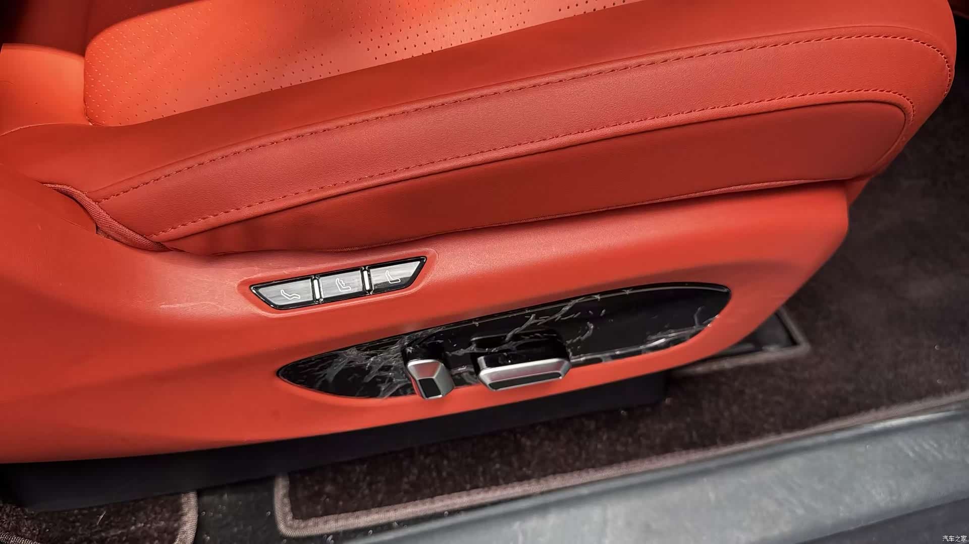 DongFeng eπ008, 2024 17