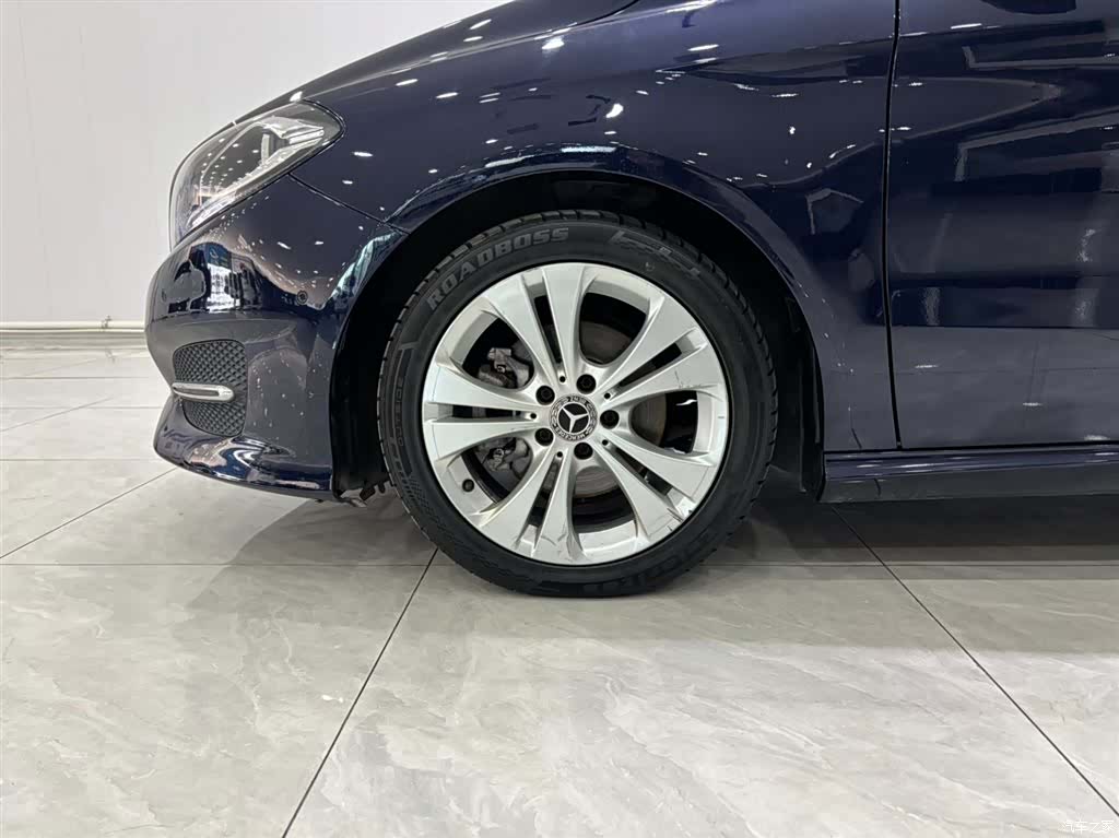 Mercedes-Benz B-Class, 2018 17