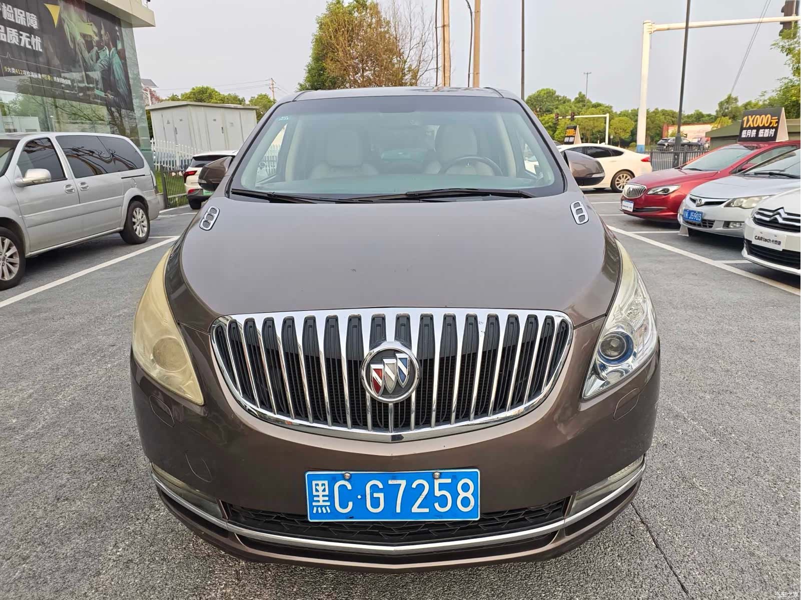 Buick GL8, 2012 2
