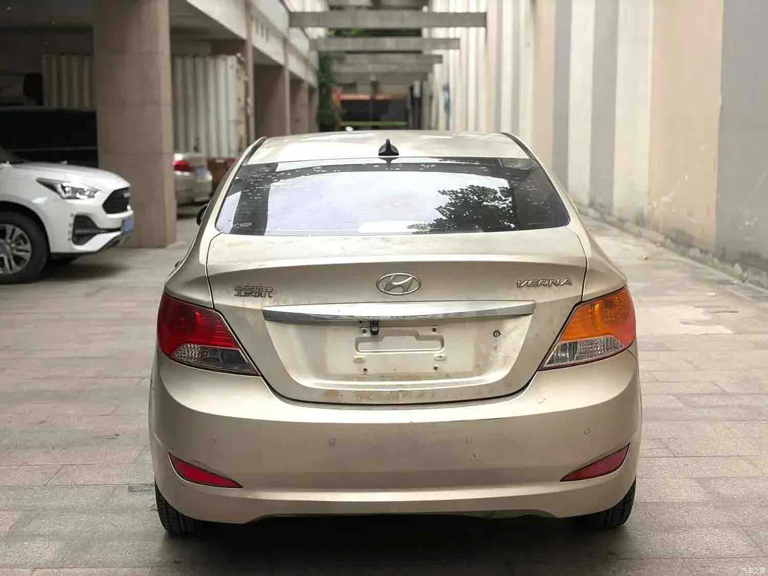 Hyundai GS, 2011 9