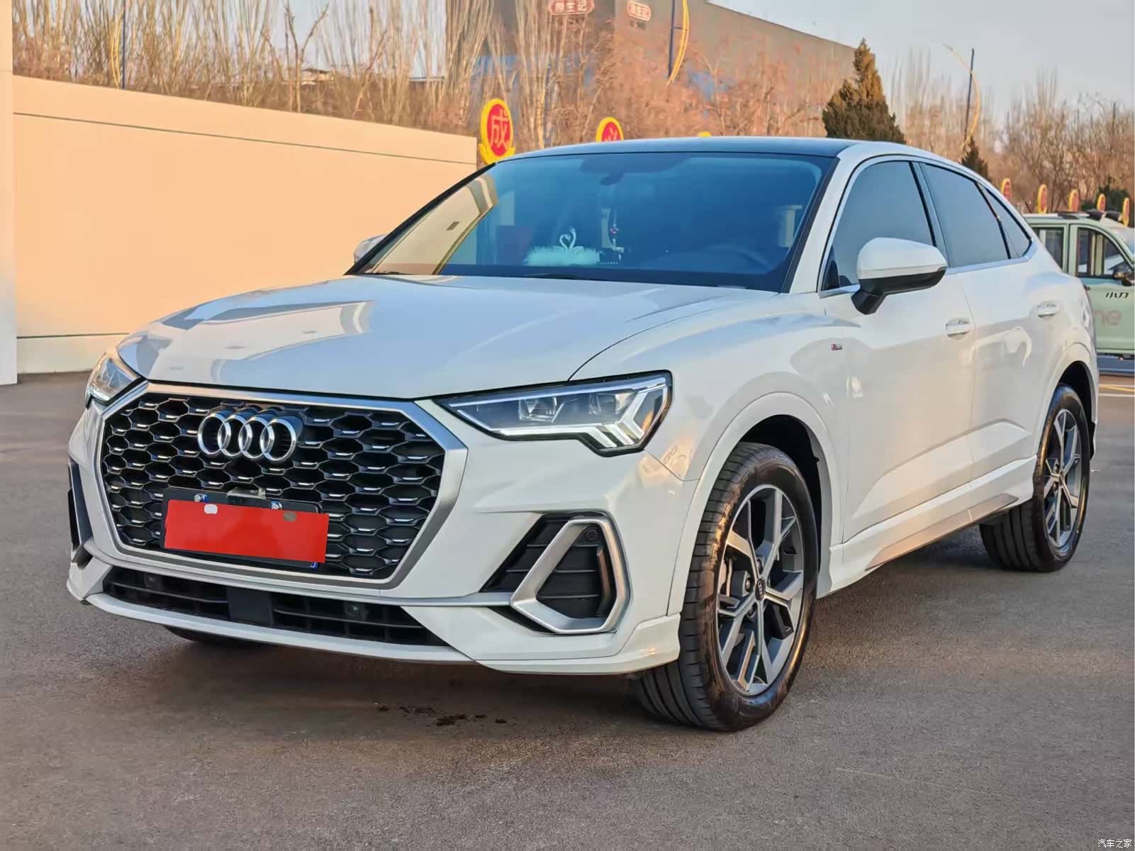 Audi Q3, 2021 1