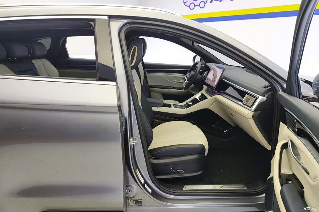 BYD Song, 2022 8