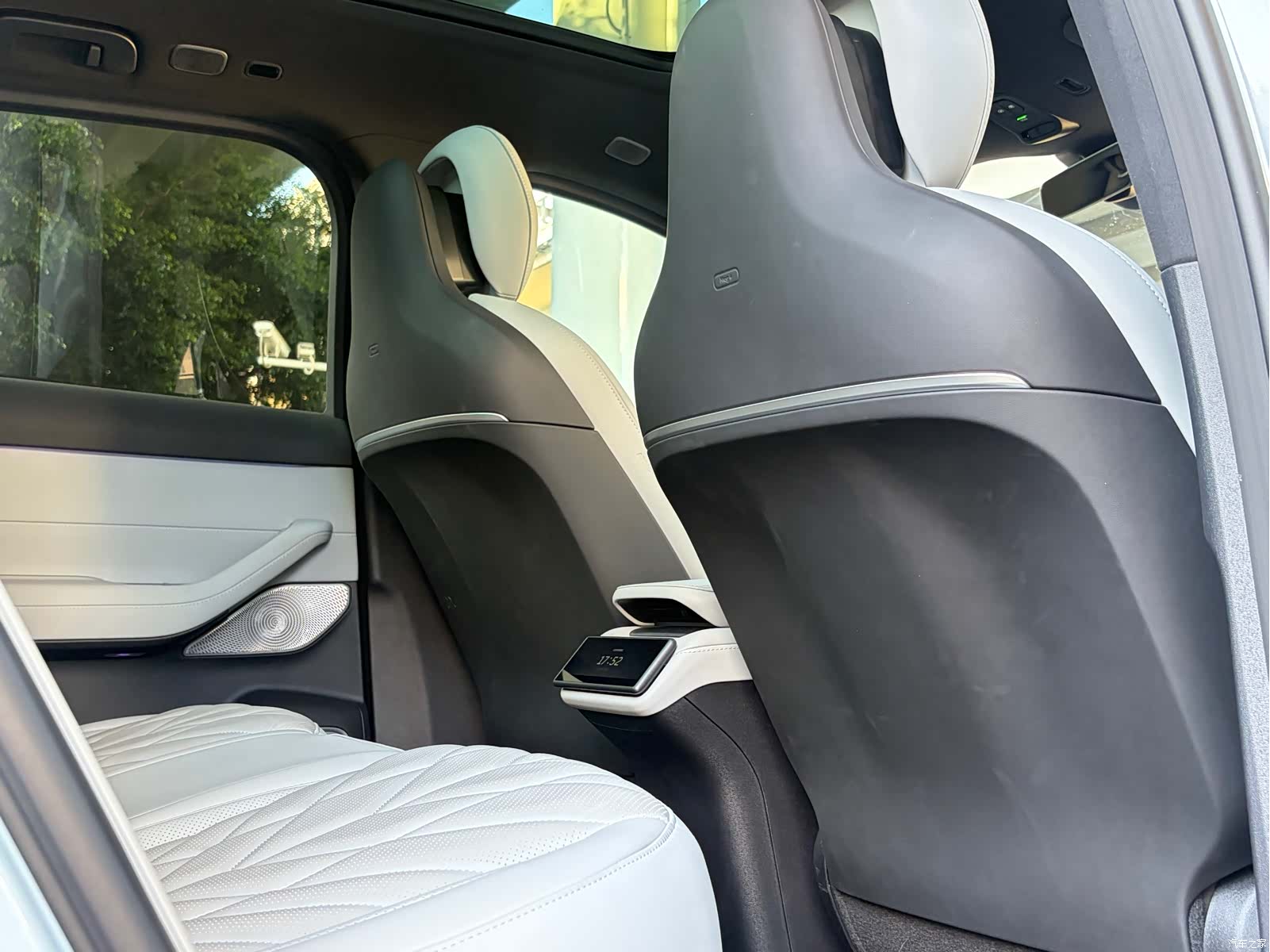 NIO ES6, 2025 4