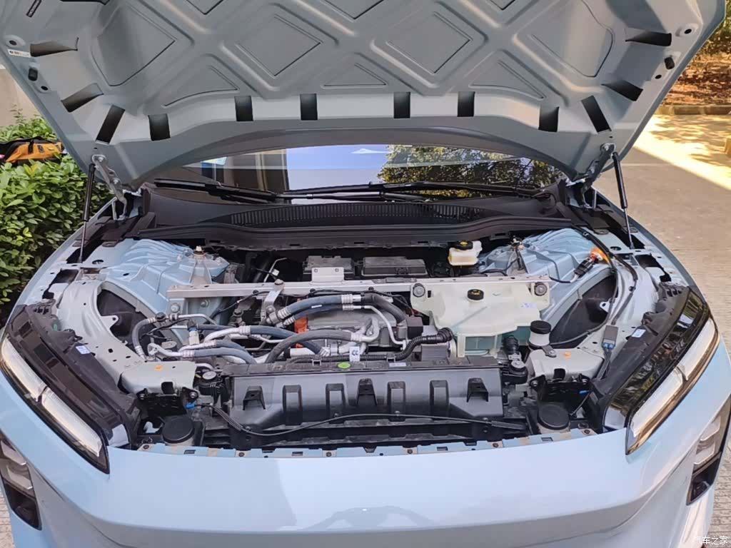 NIO ET5, 2025 16