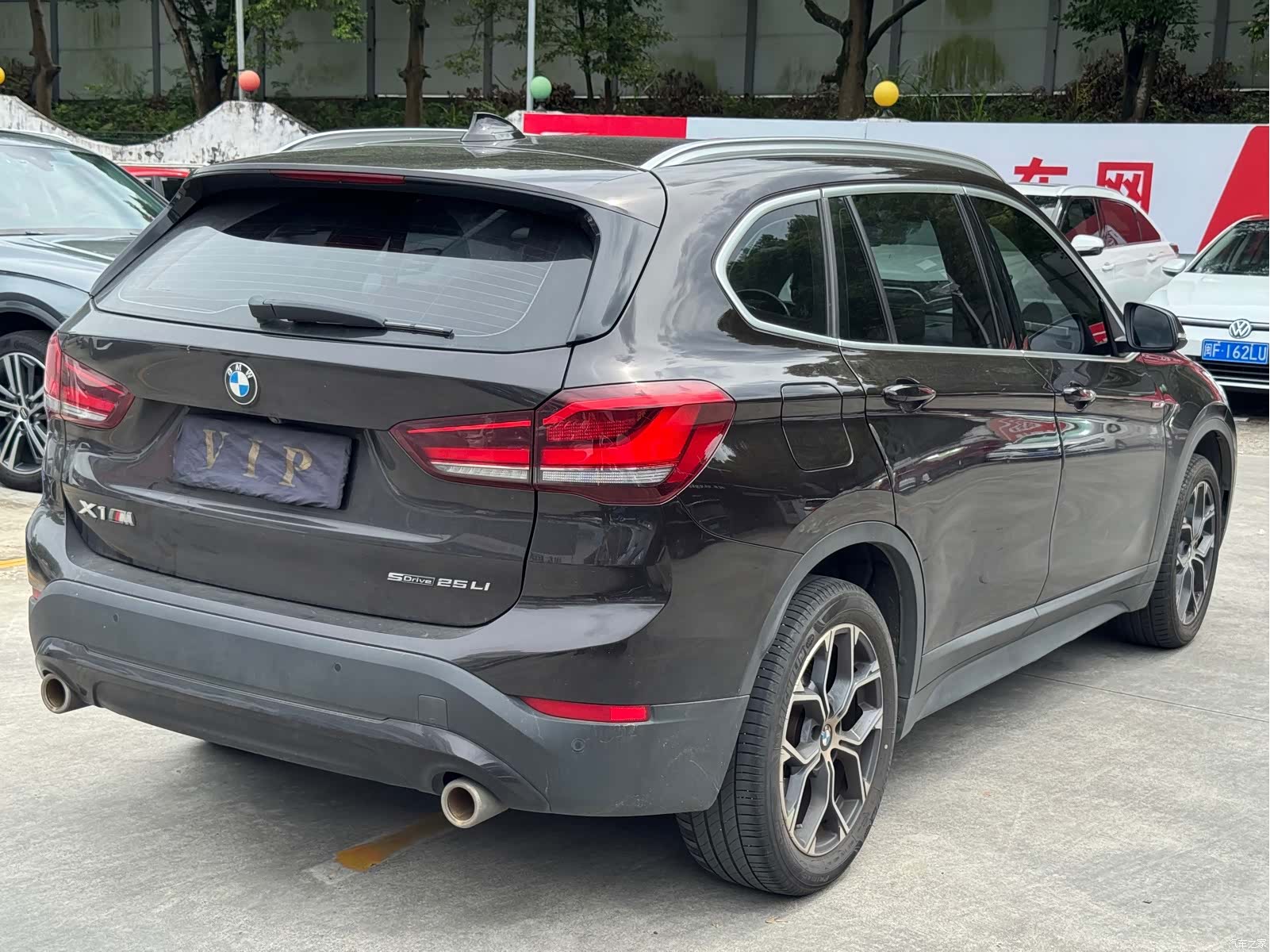 BMW X1, 2021 все фото