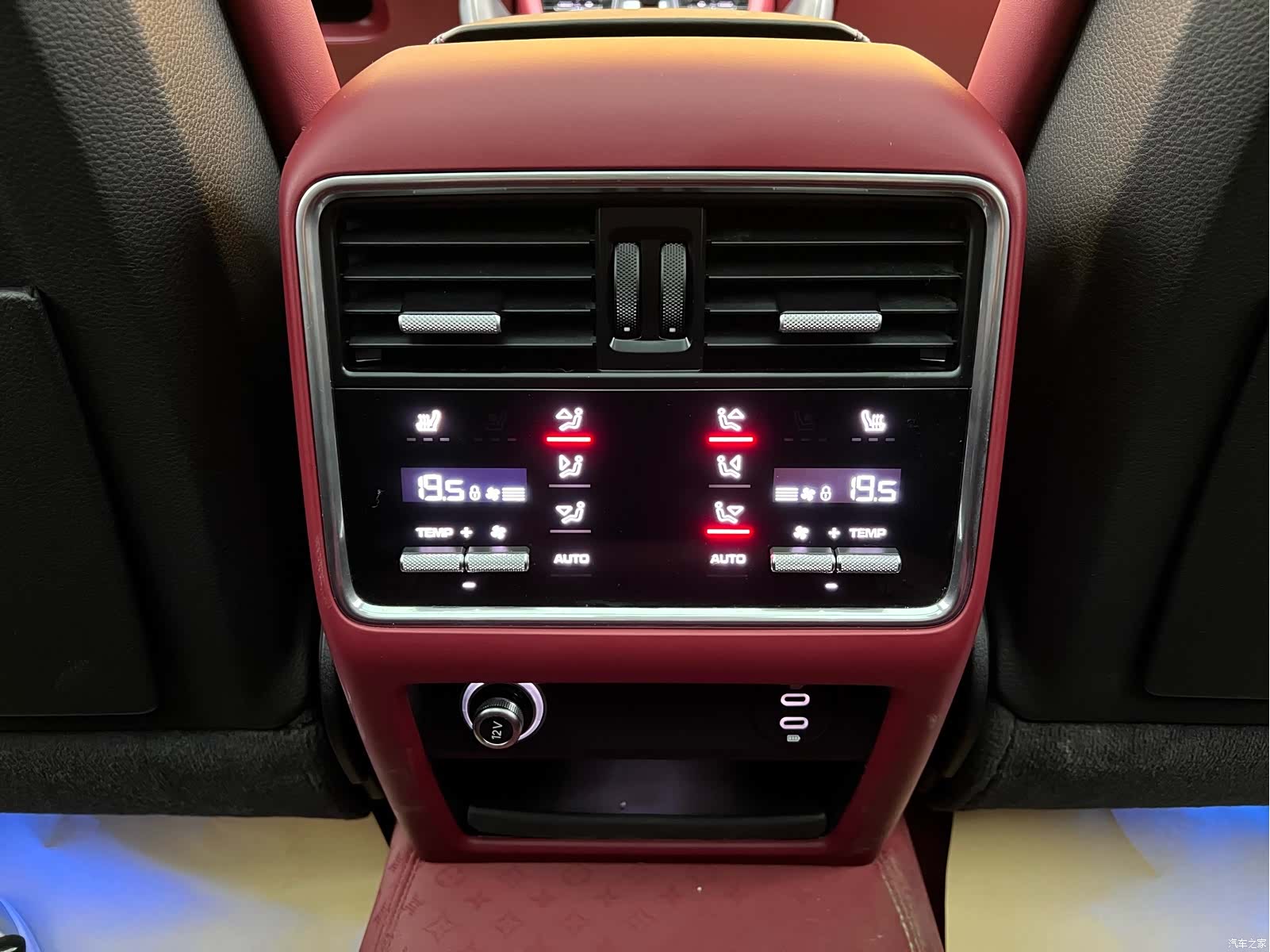 Porsche Cayenne, 2024 30