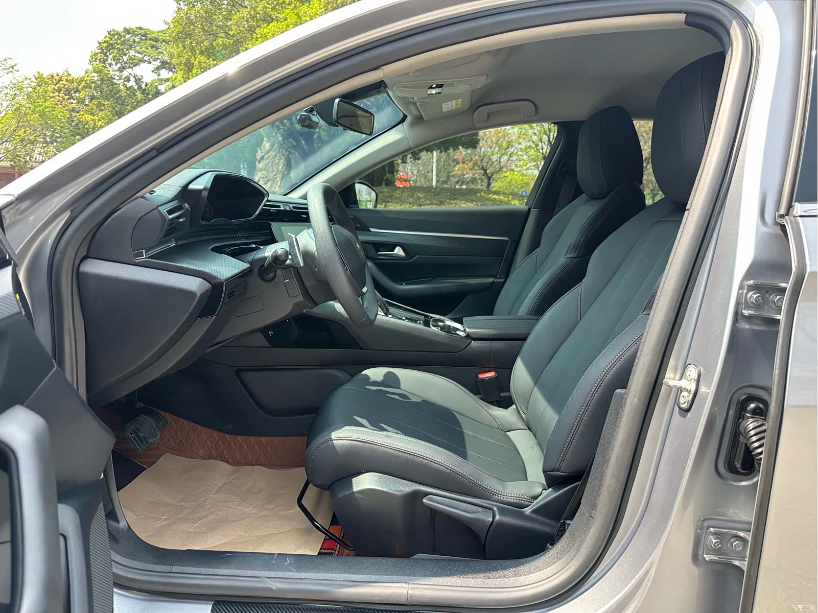 Peugeot 508L, 2023 13