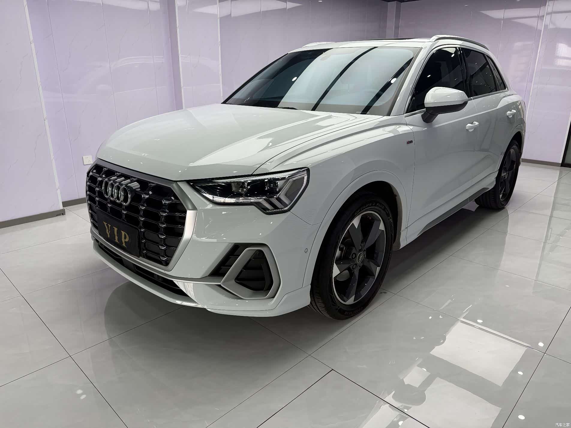 Audi Q3, 2022 1