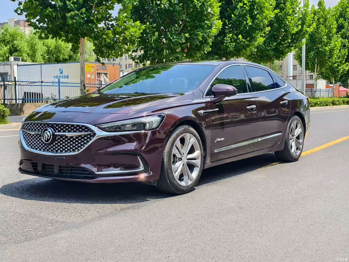 Buick LaCrosse, 2021 1