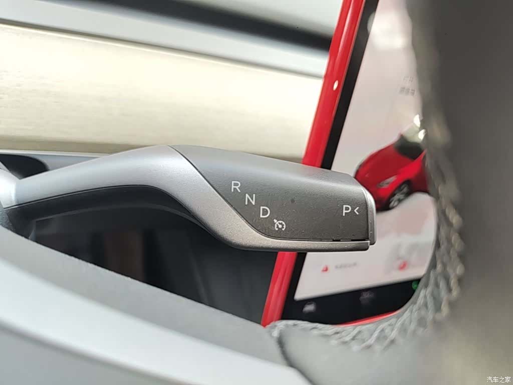 Tesla Model Y, 2022 14