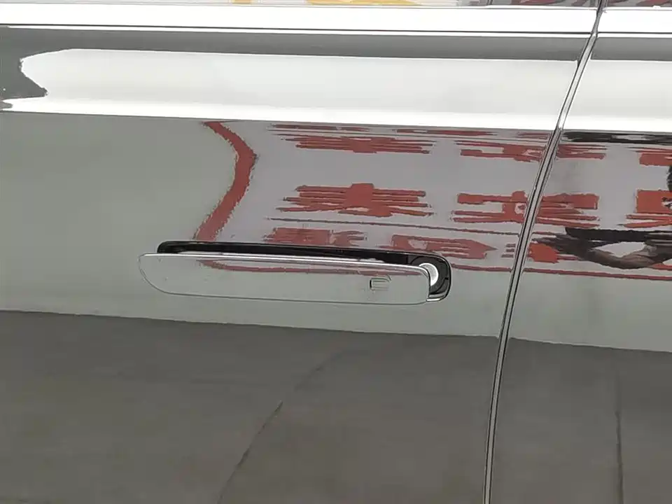 Hongqi H9