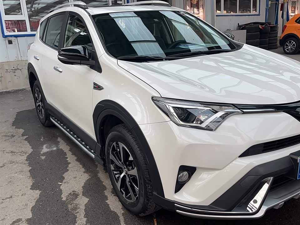 Toyota RAV4 Rongfang
