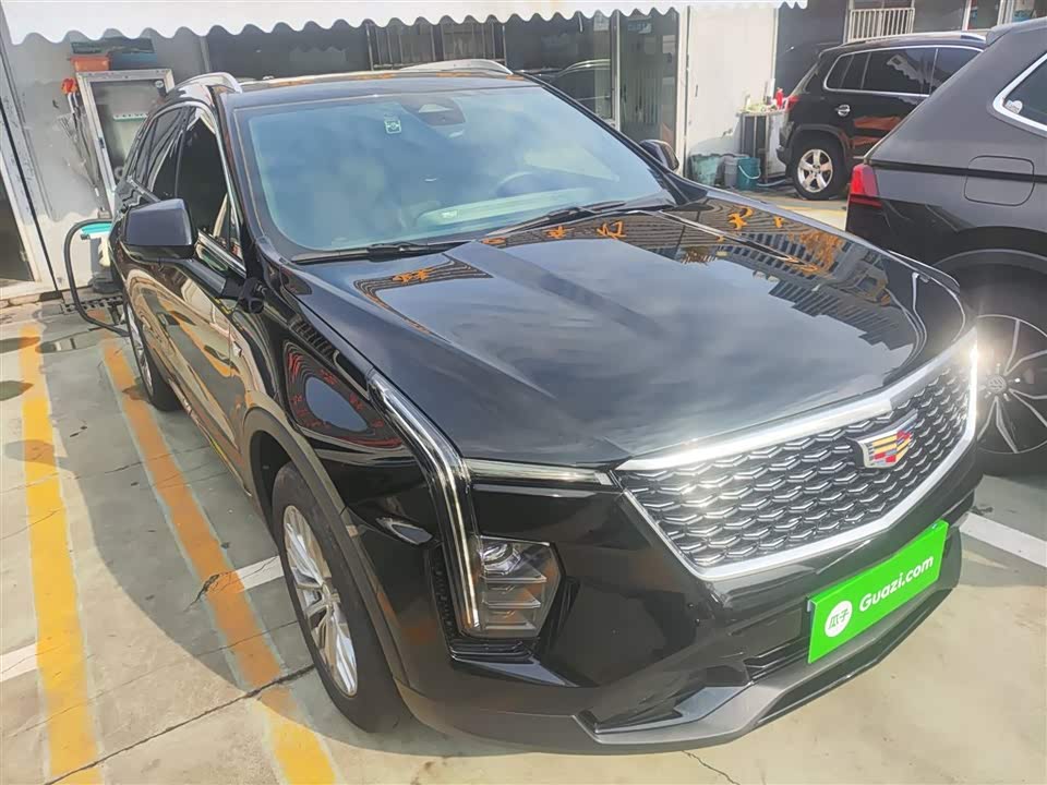 Cadillac XT4