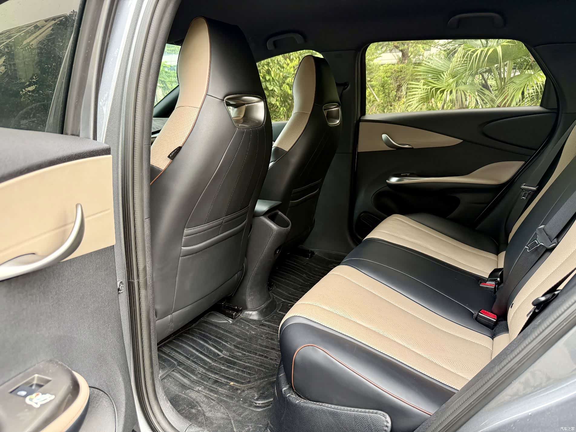 BYD Dolphin, 2023 6