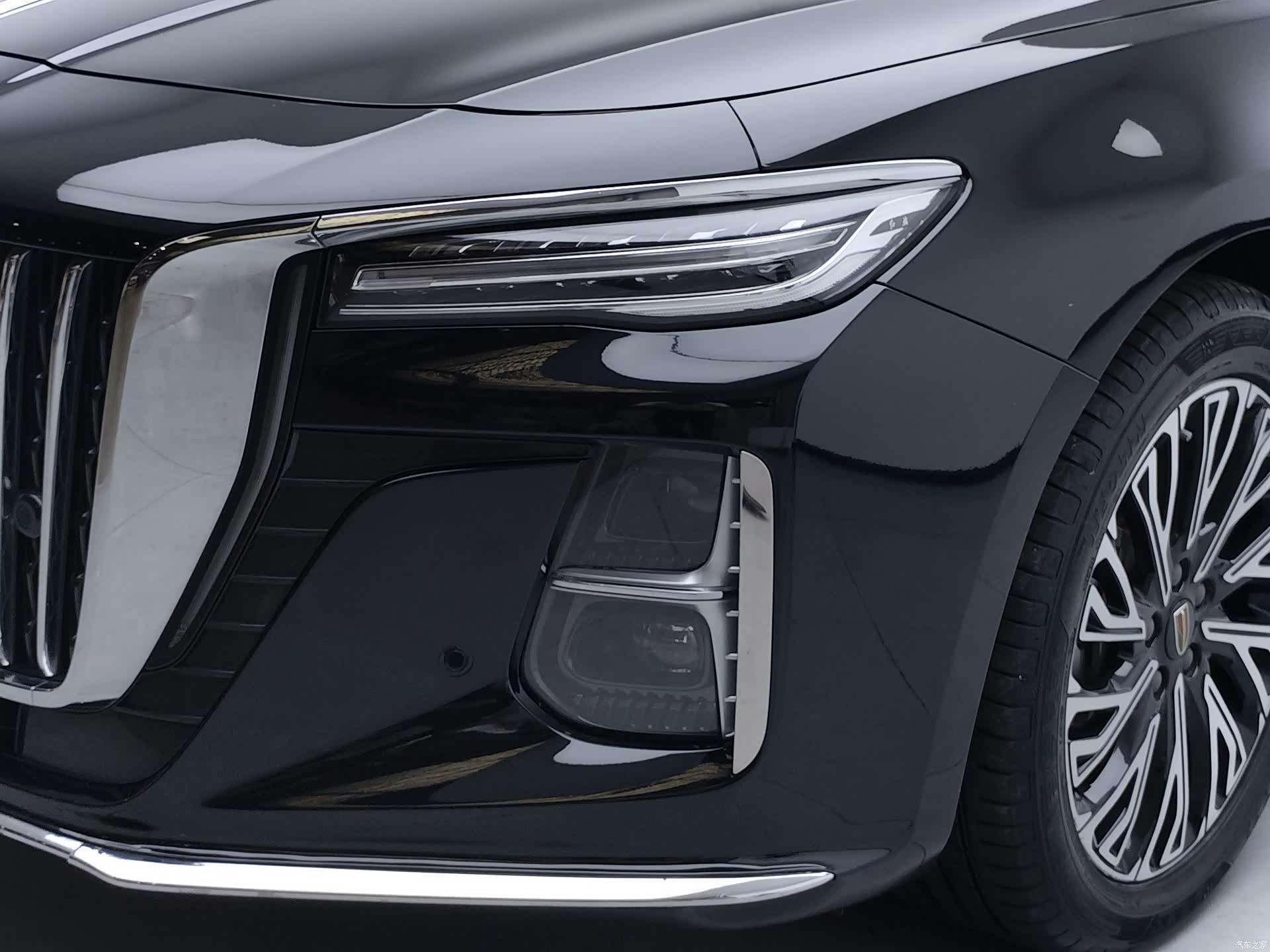 Hongqi H5, 2024 8