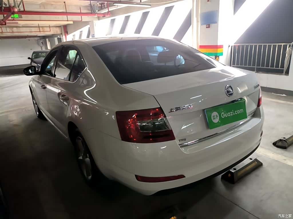 Skoda Octavia, 2015 все фото