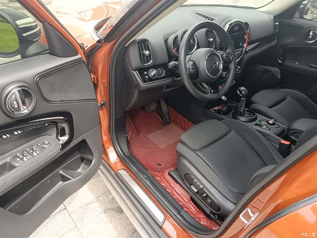 Mini Countryman, 2019 16