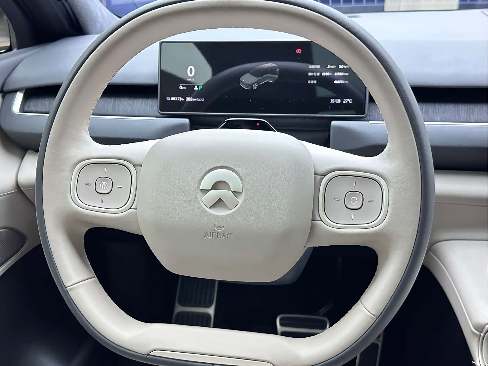 NIO ES8, 2023 11