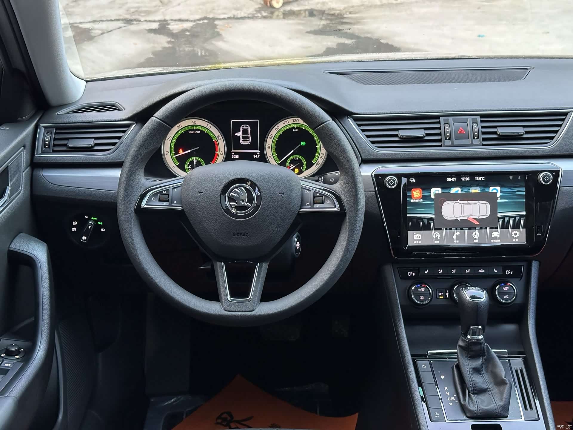 Skoda Superb, 2019 все фото