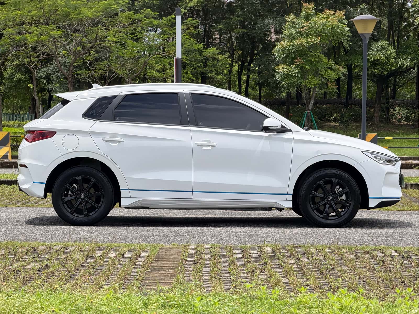 BYD E2, 2021 10
