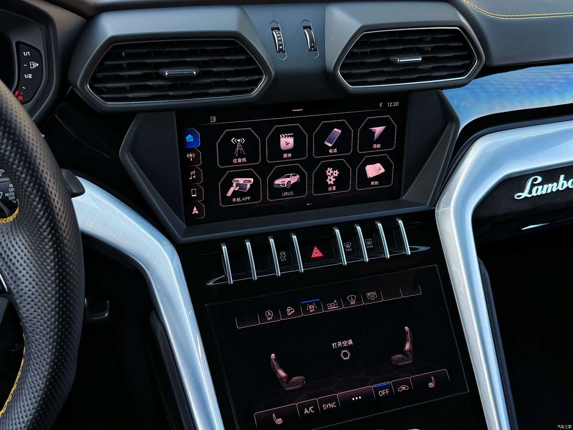 Lamborghini Urus, 2019 все фото