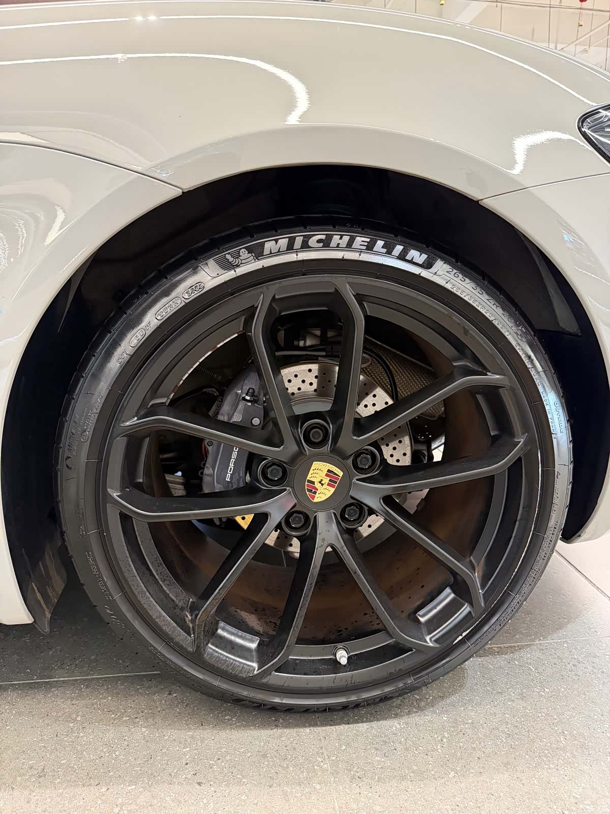 Porsche Boxster, 2023 10