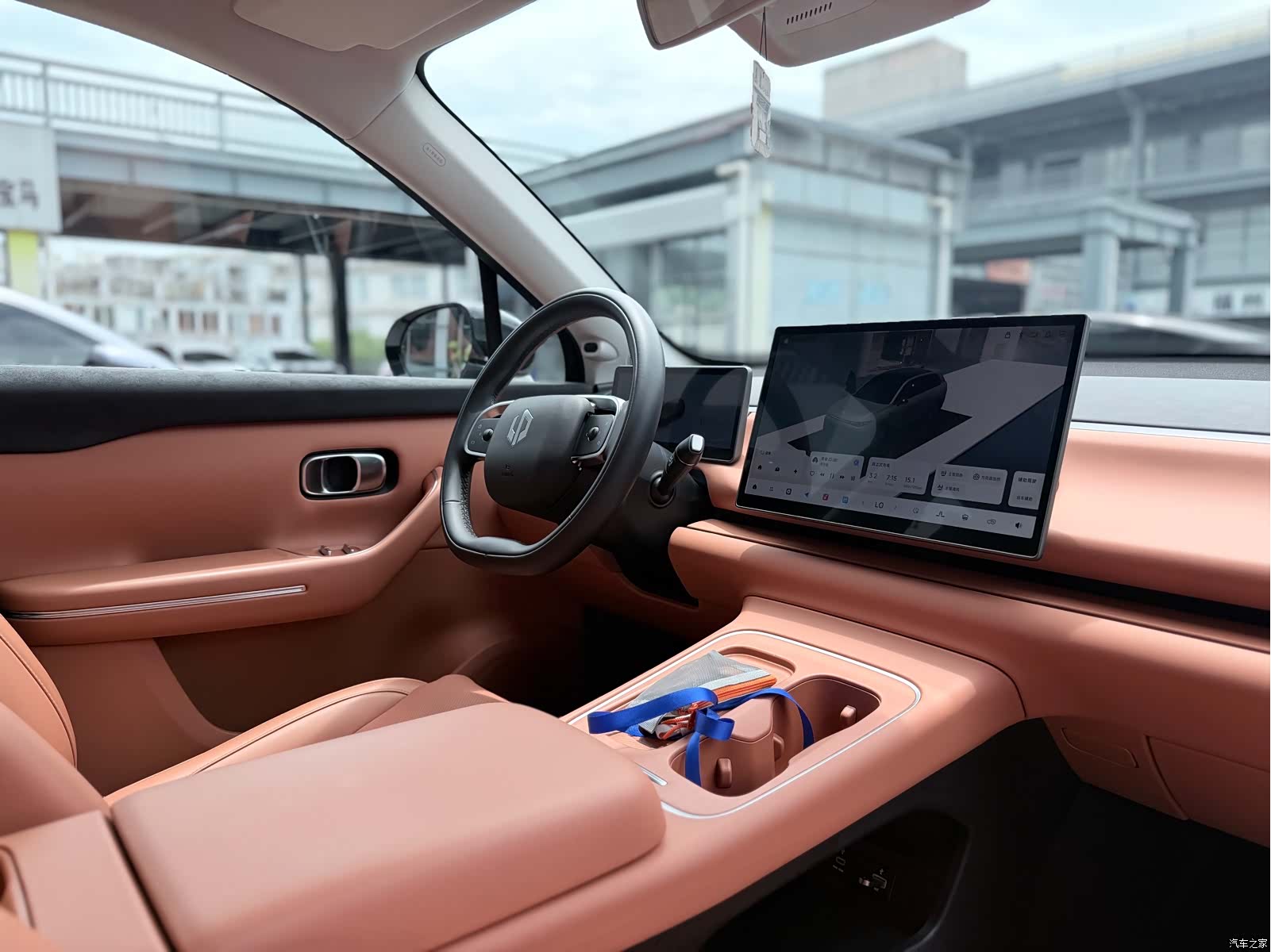 Leapmotor C10, 2025 13