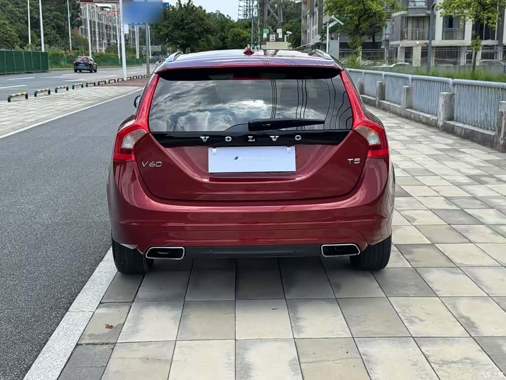 Volvo V60, 2016 24