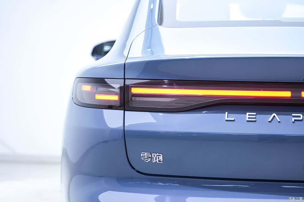 Leapmotor B01, 2025 10