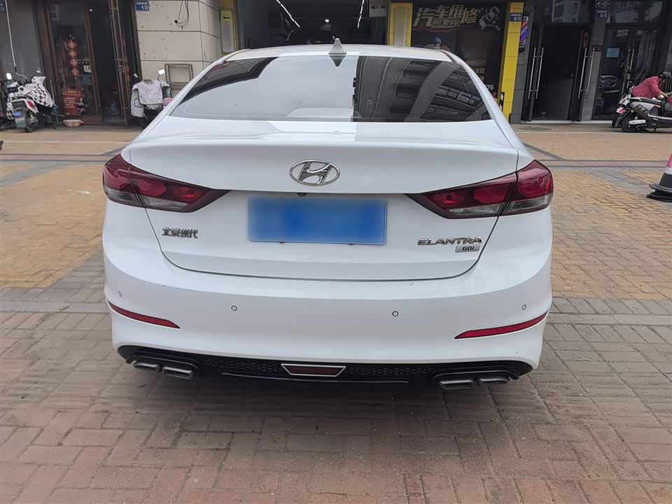 Hyundai Lead