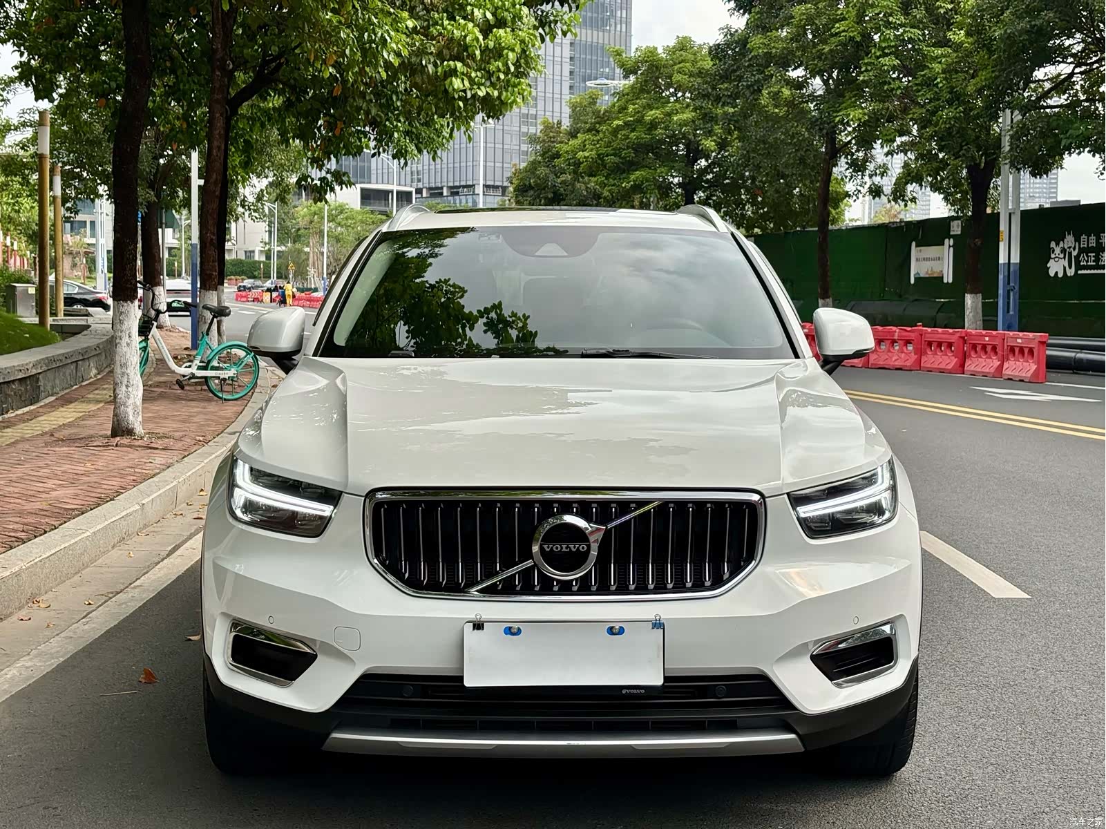 Volvo XC40, 2021 3