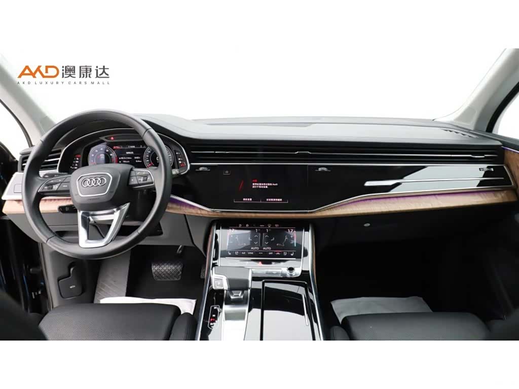 Audi Q7, 2021 все фото