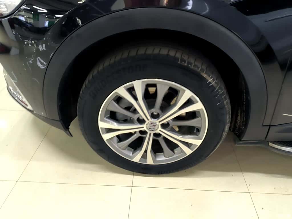 Buick Envision Plus, 2022 23