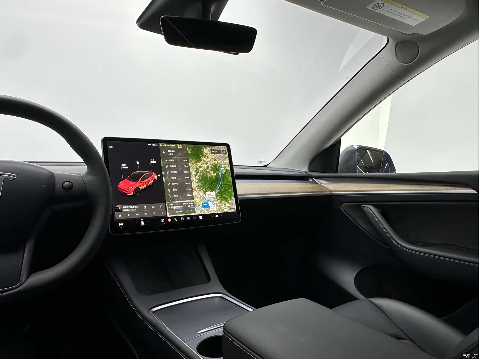 Tesla Model Y, 2021 15
