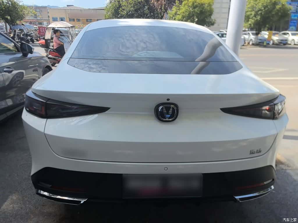 Changan Eado, 2024 6