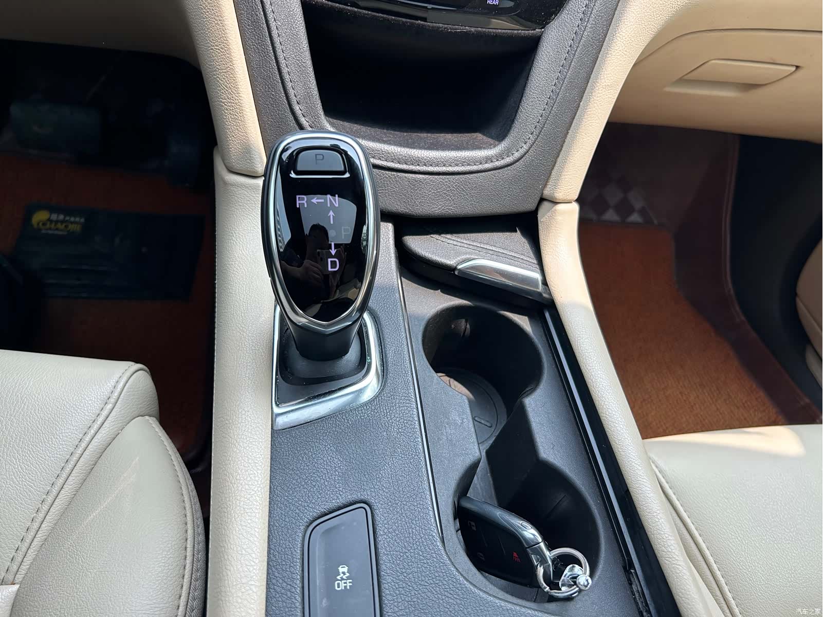 Cadillac XT5, 2017 12