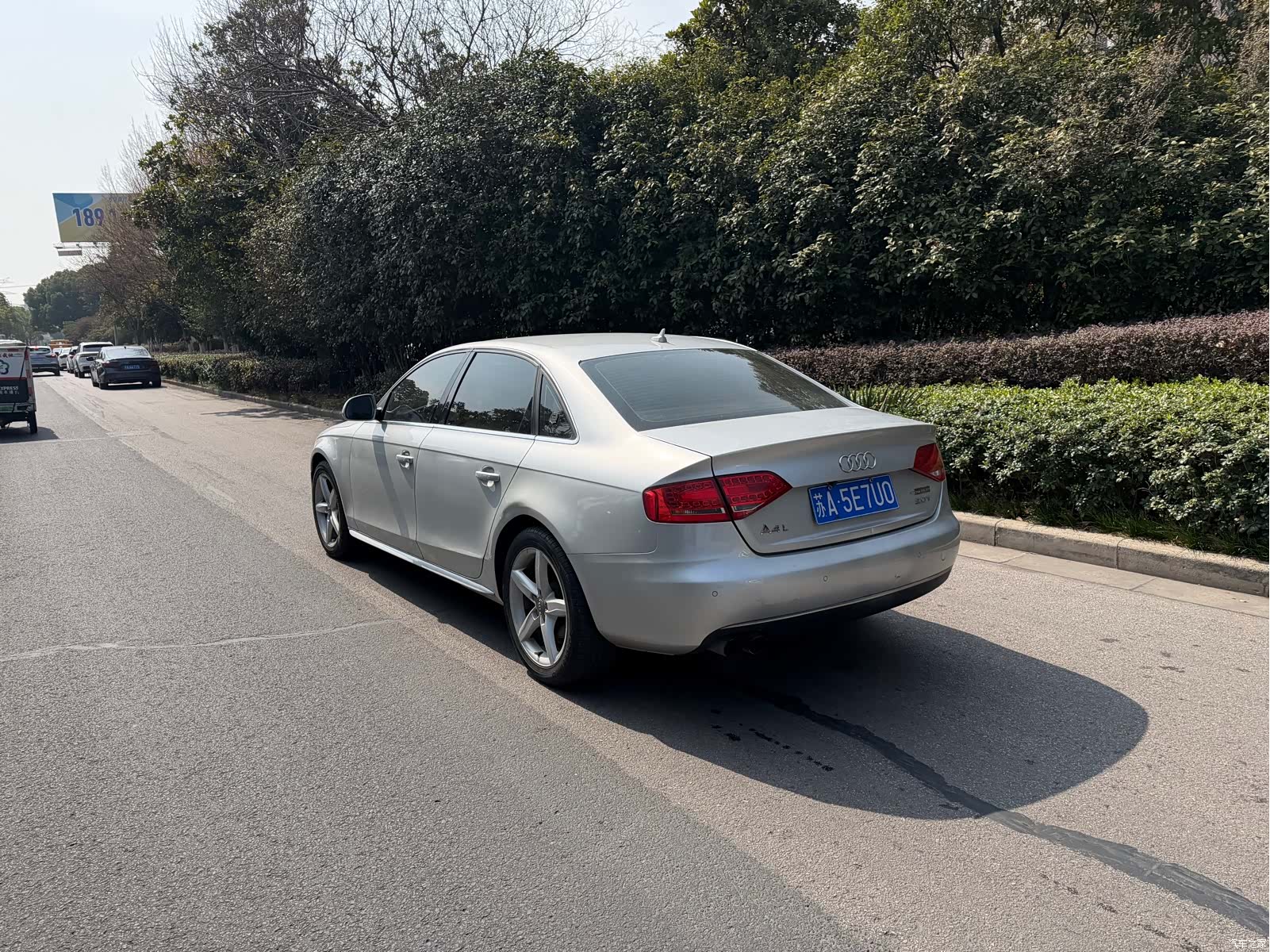 Audi A4L, 2012 7